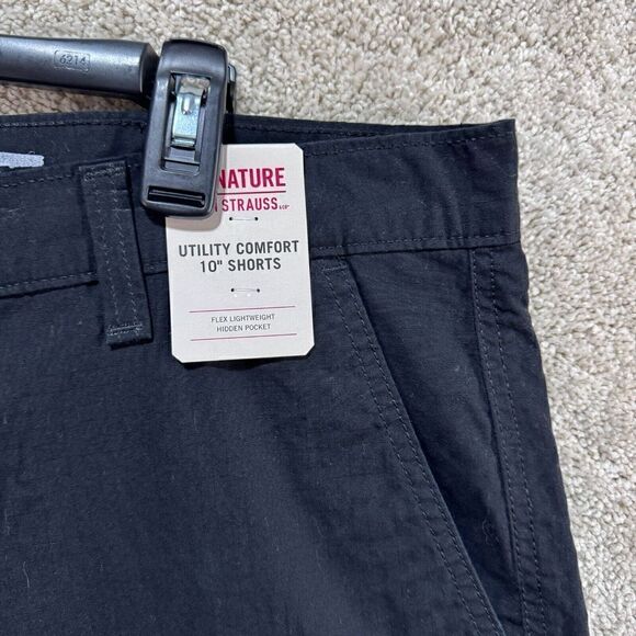 Signature by Levi Strauss & Co. Utility Comfort 10"‎ Shorts Men's 42 Black NWT - Picture 4 of 11